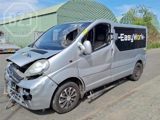 Auto da rottamare Opel Vivaro Vivaro, Van, 2000 / 2014 2.5 DTI 16V 2003/9