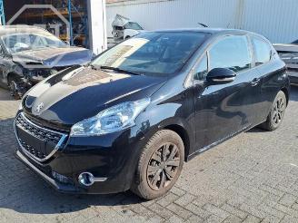  Peugeot 208 208 I (CA/CC/CK/CL), Hatchback, 2012 / 2019 1.2 Vti 12V PureTech 82 2013/4