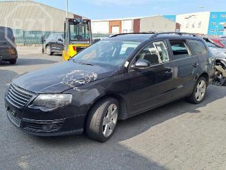 Vrakbiler auto Volkswagen Passat Passat Variant (3C5), Combi, 2005 / 2010 2.0 TDI 140 2007/0