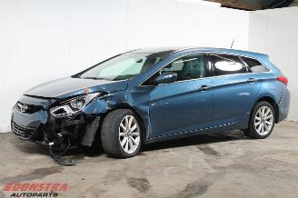 Coche siniestrado Hyundai I-40 1.7 CRDi 16v Led Leder Lichtmetaal Camera Navi Stoelverwarming Thuiskomer 2014/2