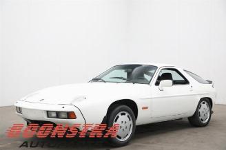 Purkuautot passenger cars Porsche 928 928, Coupe, 1977 / 1995 4.7 S2 1986/10