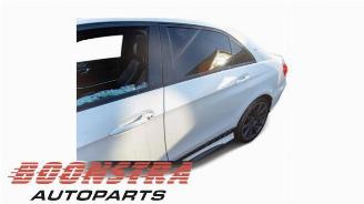 Mercedes E-klasse E-Klasse AMG (W212), Sedan, 2009 / 2016 5.5 E-63 S AMG V8 32V 4-Matic picture 6