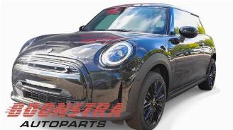 Coche siniestrado Mini Cooper S Mini (F56), Hatchback 3-drs, 2013 Cooper SE,Electric 2023/11