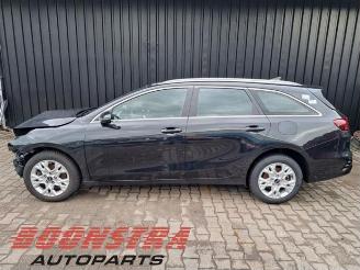 Kia Cee d Ceed Sportswagon (CDF), Combi 5-drs, 2018 1.0i T-GDi 12V 120 Eco-Dynamics+ picture 6