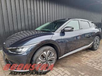 Vrakbiler auto Kia EV6 EV6 (CV), Hatchback, 2021 77.4 kWh RWD 2023/6