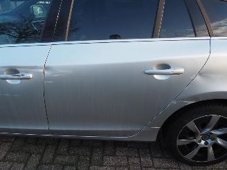 Volvo V-60 2.4 D6 AWD Hybrid Summum picture 9