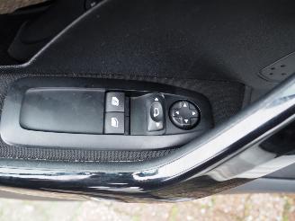 Peugeot 208 1.2 PureTech Blue lion picture 21