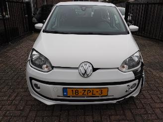 Volkswagen Up! 1.0 High Up! BlueMotion picture 2
