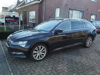 skadebil auto Skoda Superb 2.0 TDI Nusiness edi Automaat 2020/1