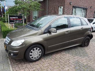 Unfallwagen Mercedes B-klasse 160 Business Class 2009/7