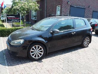 Vaurioauto  passenger cars Volkswagen Golf 1.2 TSi  Trendline BlueMotion 2010/4