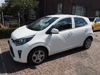 Damaged car Kia Picanto 1.0 Dpi Comfortline 5P 2023/1