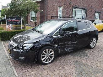 skadebil auto Opel Astra 1.6 Turbo sport 2010/4