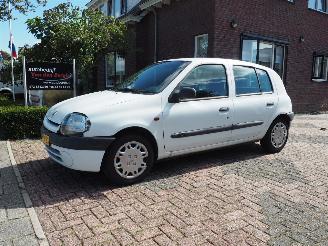  Renault Clio 1.2 MTV 2000/2