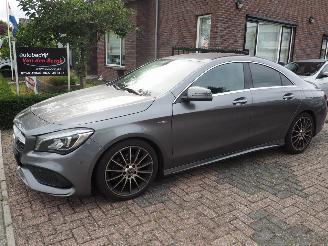 Schadeauto Mercedes Cla-klasse 180 AMG Edition Automaat 2017/12