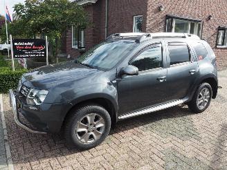 krockskadad bil auto Dacia Duster 1.2Tce 4X2 BlackShadow 2017/8