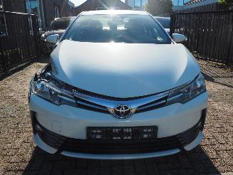 Toyota Corolla 1.6 picture 2