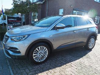 uszkodzony samochody osobowe Opel Grandland 1.2 Turbo Innovation Automaat 2018/11
