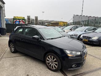 Audi A1 1.2 TFSI (MOTORSCHADE) picture 3
