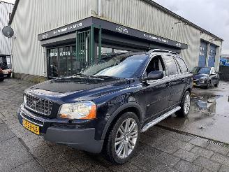damaged passenger cars Volvo Xc-90 4.4 V8 Momentum Automaat 7 Persoons 2005/10