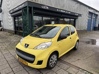 Schadeauto Peugeot 107 1.0 12V AIRCO 5-DEURS 2011/5