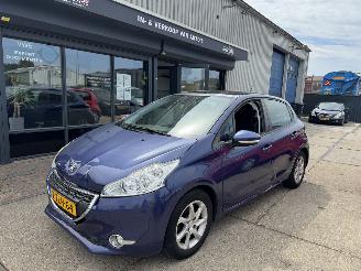  Peugeot 208 1.2 VTI AIRCO 2014/3