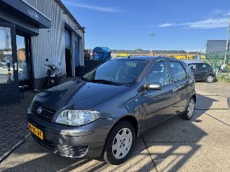 škoda osobní automobily Fiat Punto 1.4 16V AIRCO 5-DEURS 94.000 NAP!! 2004/3
