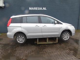 Vrakbiler auto Mazda 5 5 (CR19), MPV, 2004 / 2010 2.0 CiDT 16V High Power 2008/2