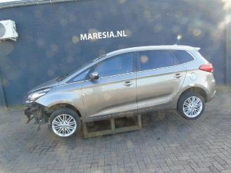 Salvage car Kia Carens Carens IV (RP), MPV, 2013 1.7 CRDi 16V 2017/5