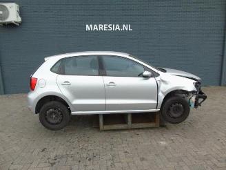 Auto da rottamare Volkswagen Polo Polo V (6R), Hatchback, 2009 / 2017 1.4 TDI 12V 90 2015/9