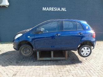 Vrakbiler auto Toyota Yaris Yaris II (P9), Hatchback, 2005 / 2014 1.0 12V VVT-i 2008/7