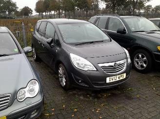 Coche siniestrado Opel Meriva B 1.4 16v 2013/1