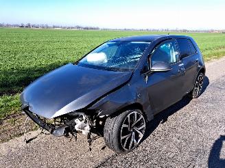 Démontage voiture Volkswagen Golf 7.5 1.5 tsi 2020/6