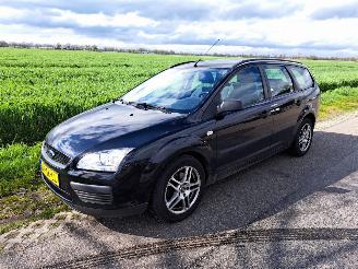 rozbiórka samochody osobowe Ford Focus 1.6 WAGON 2006/2