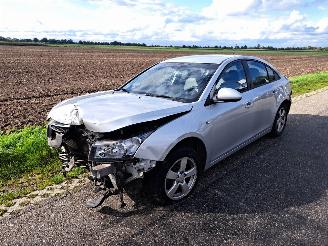 Salvage car Chevrolet Cruze  2011/6