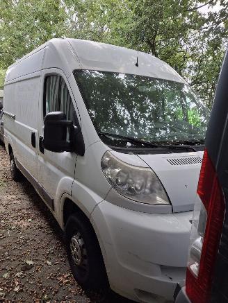 uszkodzony samochody osobowe Citroën Jumper 30 L2H2 2.2HDI 120 2011/9