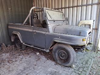 uszkodzony samochody osobowe Jeep  BEIJING BJ212 1988/3