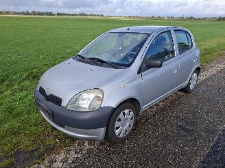 Unfallwagen Toyota Yaris 1.4 D4D 2002/9
