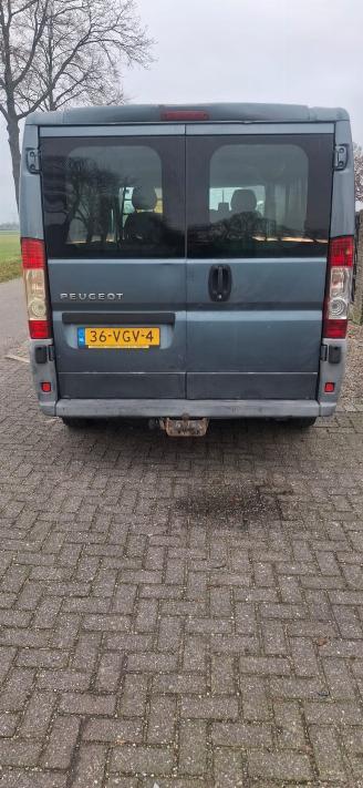 Peugeot Boxer 330 2.2 HDI picture 6