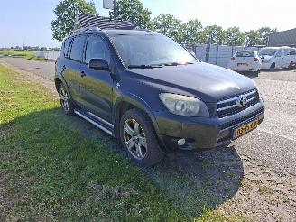 Toyota Rav-4 2.2 D-4D Cat picture 2
