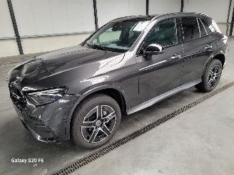 Vaurioauto  passenger cars Mercedes GLC 300de 245-KW Automaat 4-MATIC AMG Airmatic 2024/8
