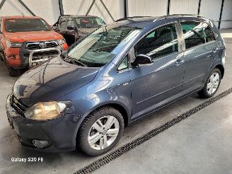 Schadeauto Volkswagen Golf plus 1.2 TSi 77-KW DSG Automaat MATCH 2012/12