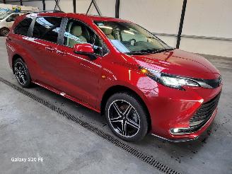 krockskadad bil auto Toyota Sienna Hybrid 2.5 180-KW Automaat 7-Persoons 2022/8