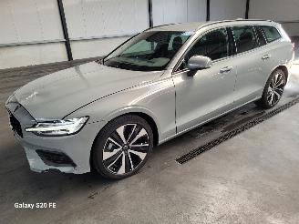 škoda osobní automobily Volvo V-60 2.0 B4 145-KW Automaat Essential-Edition 2025/4