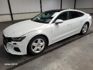 Damaged car Audi A7 Sportback 40 TDi 150-KW S-Tronic Panoramadak 2019/1