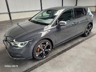 uszkodzony samochody osobowe Volkswagen Golf VIII GTE 1.4 e-Hybrid 110-KW DSG 5drs 2020/10