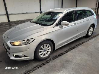 krockskadad bil auto Ford Mondeo Wagon 1.5 EcoBoost 118-KW 6-Bak Titanium 2016/4