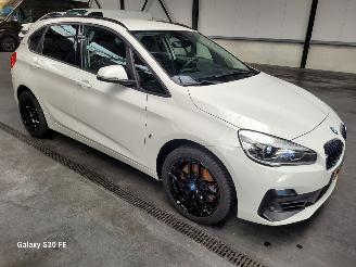 uszkodzony samochody osobowe BMW 2-serie Active Tourer 225xe 100-KW Automaat Plug-In-Hybrid 2018/7