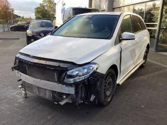 Salvage car Mercedes B-klasse  2019/2