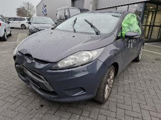Vrakbiler auto Ford Fiesta 1.25 Ghia 2012/2
